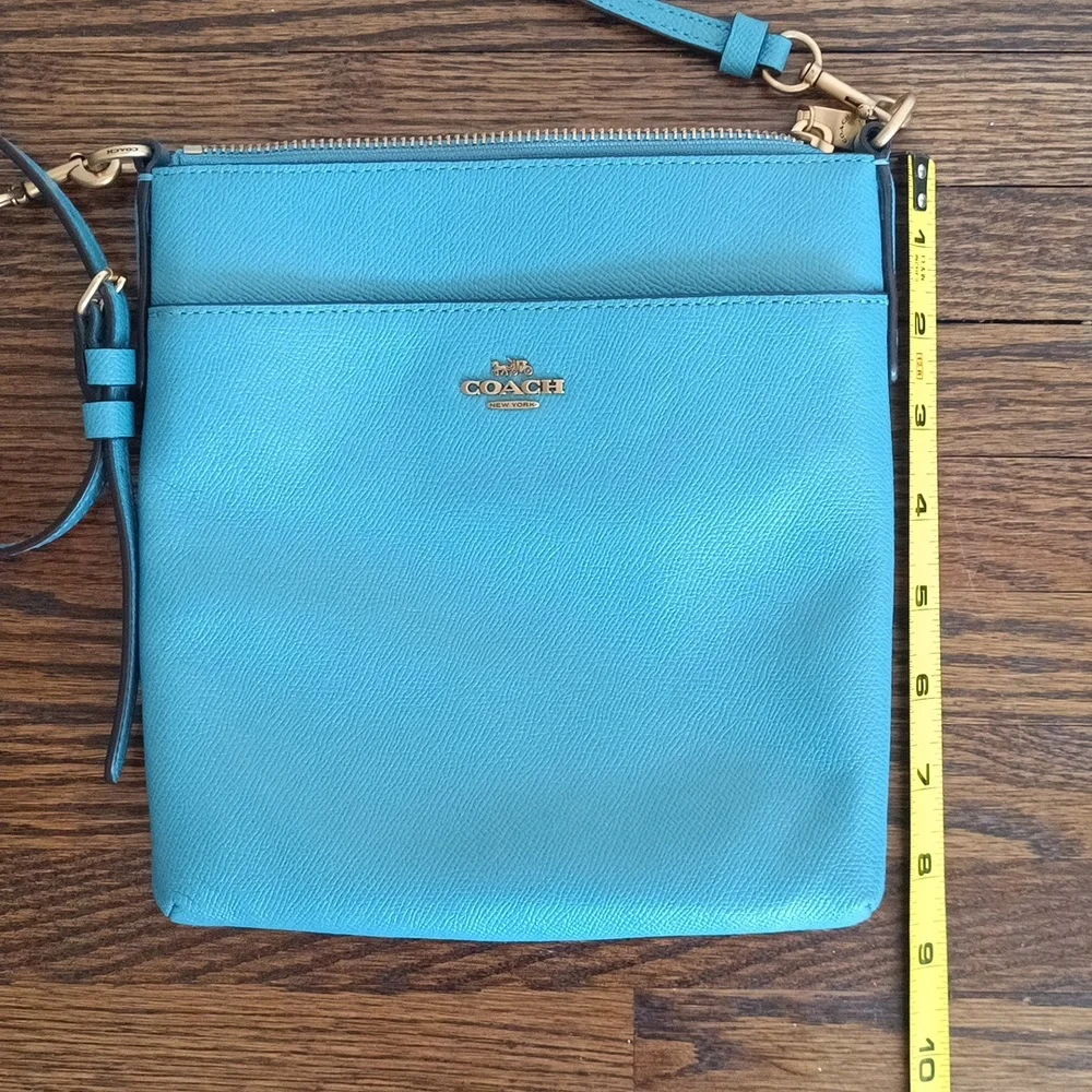 NWOT Coach Blue Cross Body Bag - Picture 3 of 10